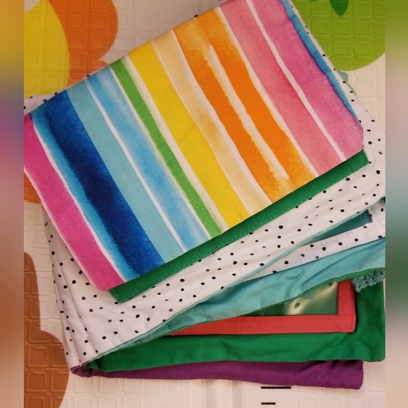 Lovevery soft book - Picture 2 of 3